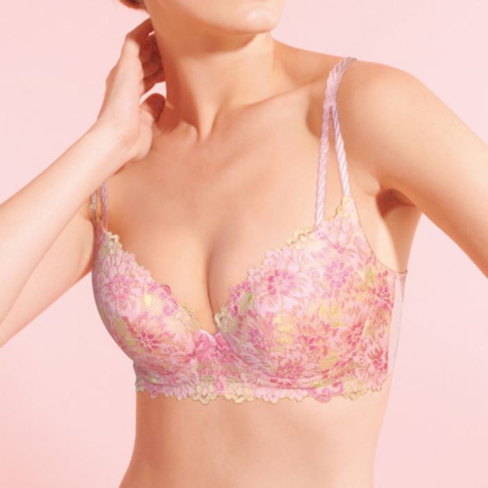 ベリーアップブラ  Very up（カラー2色） 美胸ブラジャー 胸脇 高級感 高品質 パワーネット リバーレース 高純度 シルクプロティン 肌触り耐久性 ライラク インビスタ社 登録商標